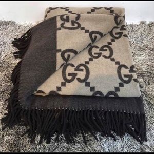 Gucci Throw Blanket *Like New* REDUCED!!!